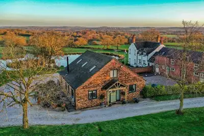 Image de The Cowshed -- near Alton Towers!