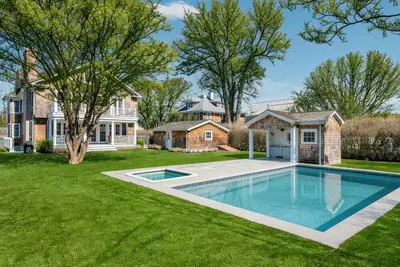 Image de Timeless Southampton Village Retreat, Private Pool Within Expansive Grounds