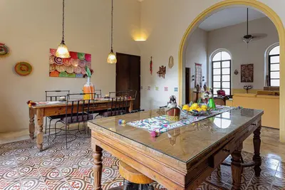 Image de Exquisite colonial 2-bedroom house in peaceful Mérida with pool!