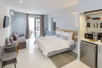 Image de Bes 9-Spacious Modern Studio with Balcony by Ghh