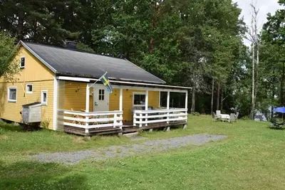 Image de Vacation home on the lake with rowing boat!