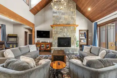 Image de Lucky Star Lodge | Hot Tub | Fire Pit