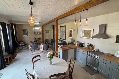 Image de 2-bedroom cottage close to D-Day Beaches and Bayeux at the historic Maison Neuve