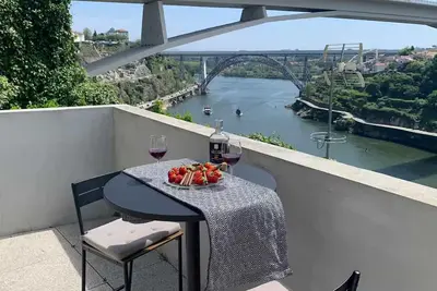 Douro Bridge G Comfortable River View Balcony
