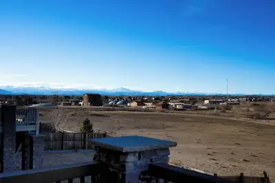 Image de Pristine Modern Basecamp + Views