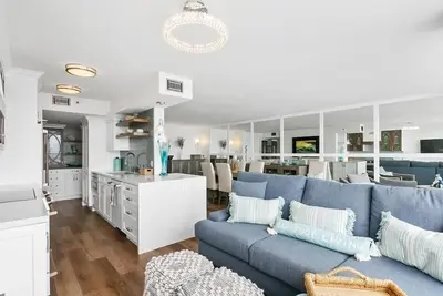 Image de Spacious 1-bedroom apartment in gorgeous Coronado