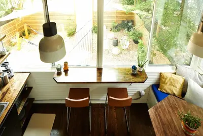 Image de Apt3@Charles: Sunny, Stylish Loft | Bbq | Near Uab