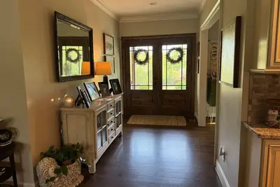 Image de 5-bedroom home with pool and hot tub in Thomasville. Relax with the family.