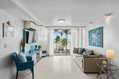 Image de Economic Beachfront w balcony / 2 bd & 2 bathrooms