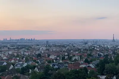 Image de Vue Tour Eiffel et Paris, Terrasse et Calme