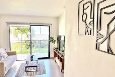Image de Resort-Style Condo- Pool, Patio, Playground + Palapa Lounge