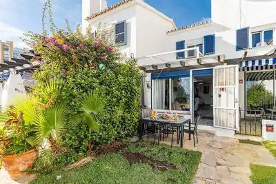 Image de Faro's Beachfront House