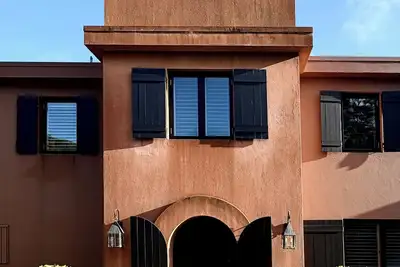 Image de Frogs Pond Vineyard a romantic getaway on the Mornnington Peninsula.