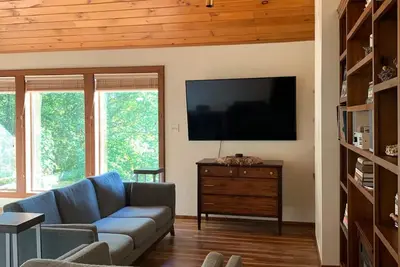 Image de Yankee Acre Mountain Homestead: Gorgeous 5-bedroom farmhouse in adorable Walton