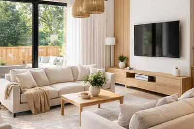 Image de Elegant 5br Home with Garage Ideal for Groups