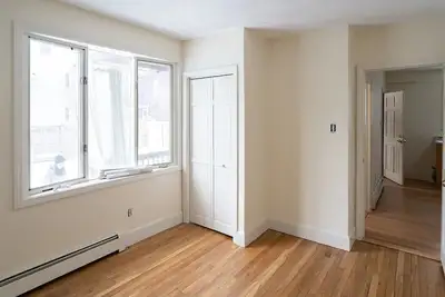 Image de Brand New Spacious Family Friendly Home near Boston