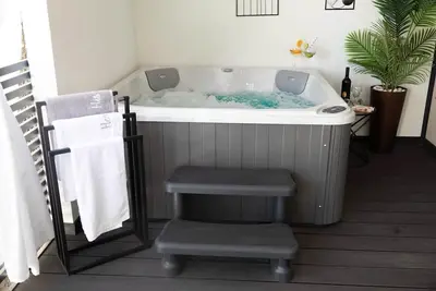 Image de Mobile home TaMaris with jacuzzi (124563-K1) - Vodice