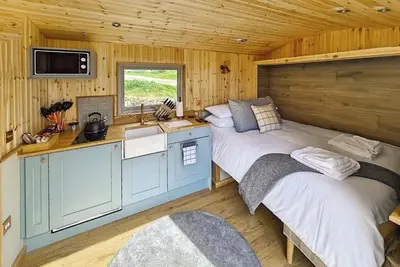 Image de Twitchill Farm Shepherds Hut - Ukc9264