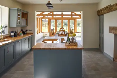 Image de 6 chambres à coucher à Wreningham