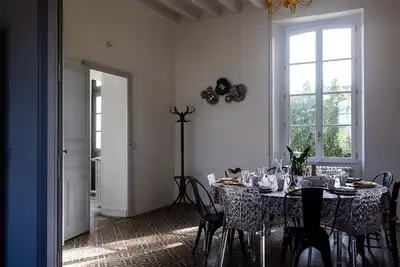 Image de Maison de vacances 'Sacré Gite - 15 personnes' avec terrasse privée, jardin partagé et Wi-Fi