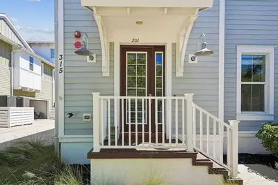 Image de Mangrove Walk-30+ Day Rental in Harbour Isle in Perico
