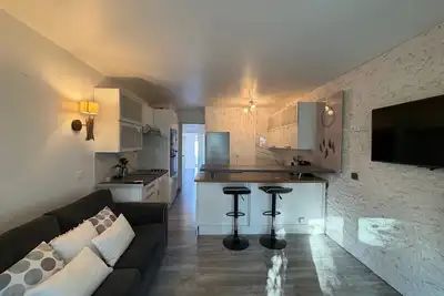 Image de Appartement avec piscine et tennis