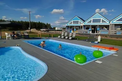 Maison de vacances confortable, piscine, sauna