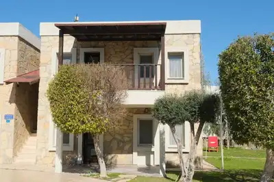 Image de 2 Bedroom Apartment w Shared Pool Near Bitez Beach