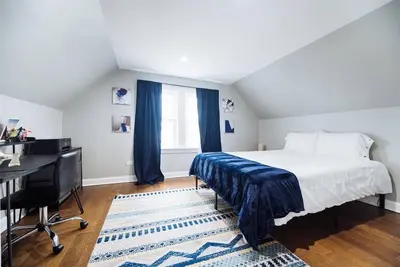 Image de Great Area Logan Square Apt Games Pets - Sleeps 5