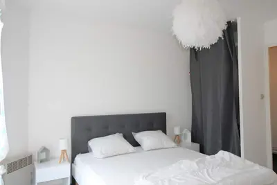 Image de T2 Perros-Guirec au pied de la plage de trestraou label 2*