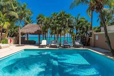 Image de Sueño del Mar: Beautiful 6-bedroom beachfront villa with chef and pool