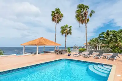 Image de Villa Ocean's Ten l Oceanfront ～ Ocean Access l Coral Estate Resort