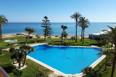 Image de Studio Urbanization in Costa del Sol First line of Carihuela beach and Paseo de la Costa del Sol