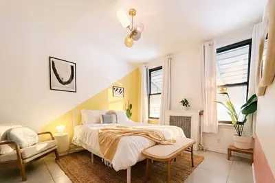 Image de Spacious 2br 1ba Home, 10-15 min to Manhattan!