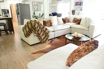 Image de Platinum Stay Atl …20 mins to Mercedes Benz Stadium.