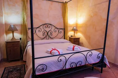Image de Agriturismo il Borgo sul Lago \"Superior Room\"