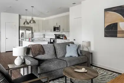 Image de Landing | Stylish 2bd, Clubhouse, Gym