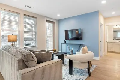 Image de Landing | Spectacular 2bd, Gym, Pool