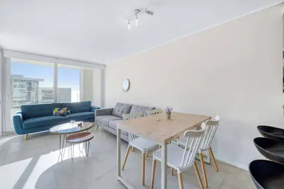 Image de Coastal Vibe 2d Parking, Views and Desk