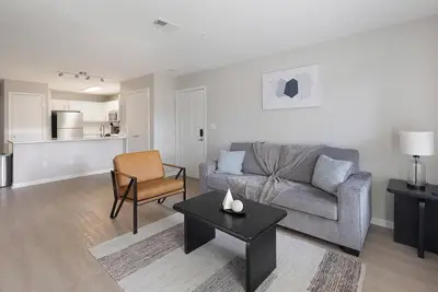 Image de Landing | Beautiful 2bd, Game Room, Gym