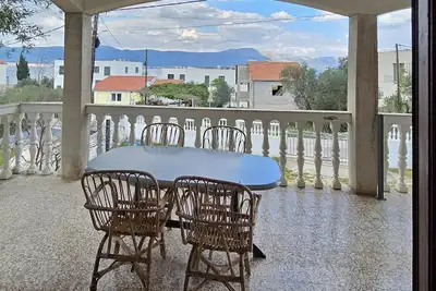 Image de 2 bedroom gorgeous apartment in Slatine