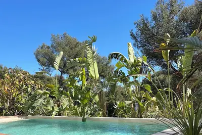 Image de Villa vue mer à Hyères avec piscine