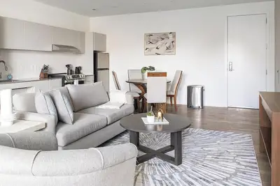 Image de Landing | Stylish 2bd, Yoga Studio, Gym