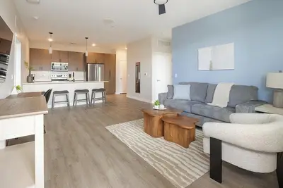 Image de Landing | Chic 2bd, Gym, Clubhouse