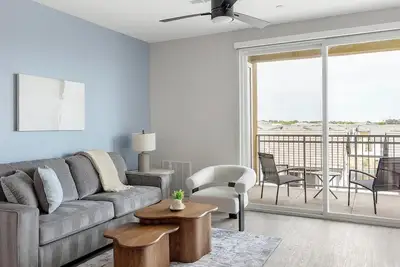 Image de Landing | Beautiful 2bd, Pool, Gym