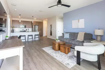 Image de Landing | Stylish 2bd, Gym, Clubhouse