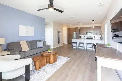Image de Landing | Chic 2bd, Pool, Gym