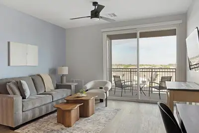 Image de Landing | Spectacular 2bd, Gym, Clubhouse
