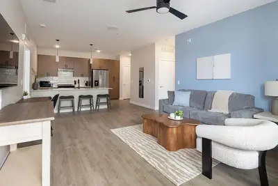 Image de Landing | Modern 2bd, Clubhouse, Pool