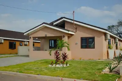 Image de Sunny Retreat Oak Estates